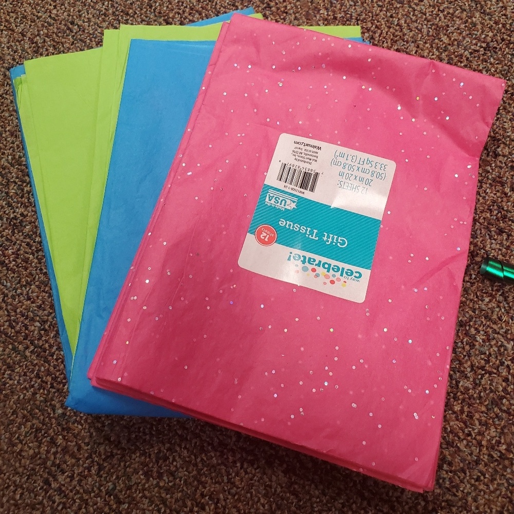 Party supplies - Picture 3 of 6